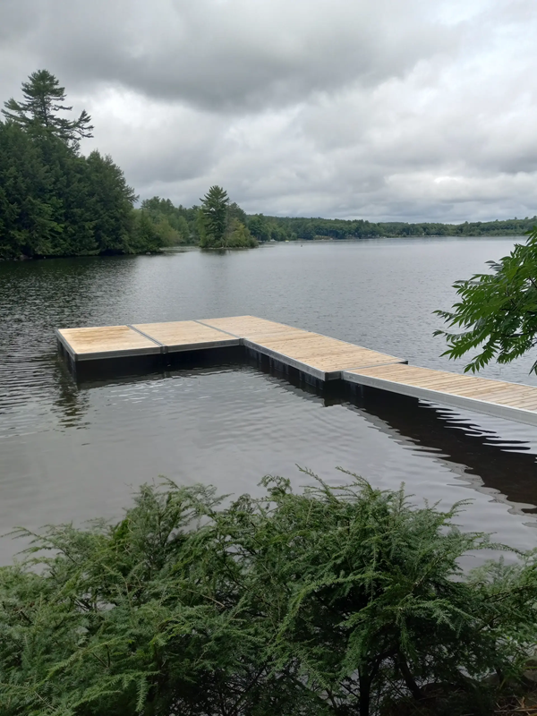 Floating Aluminum with Cedar