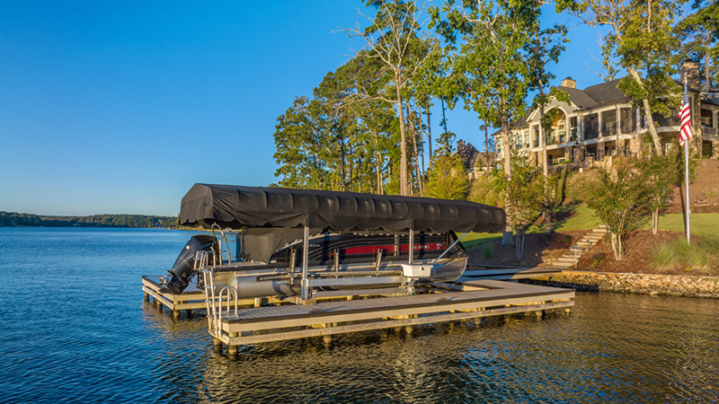 RGC Hydraulic Vertical Boat Lift Example 4