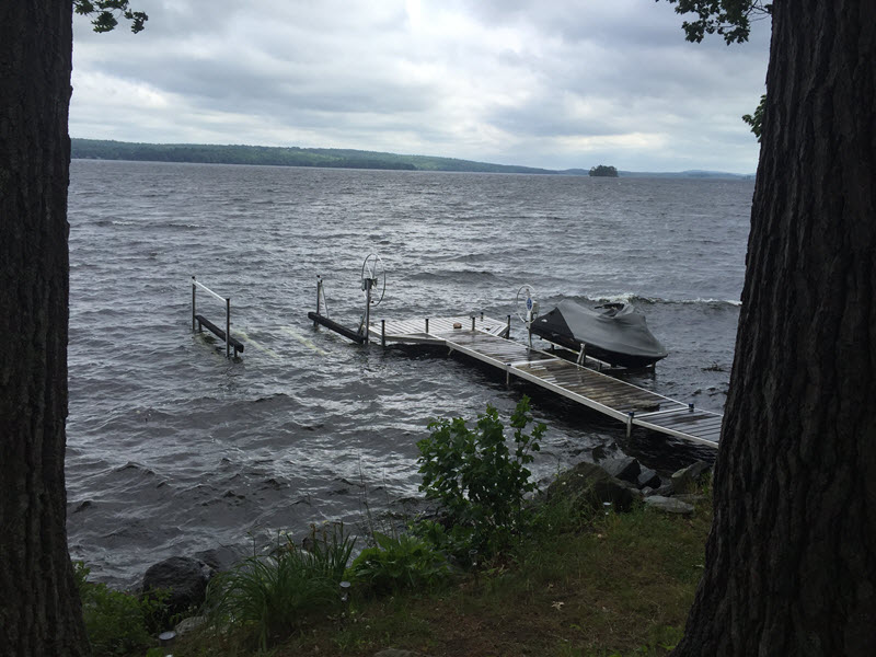 Gagne Boat And PWC Lift